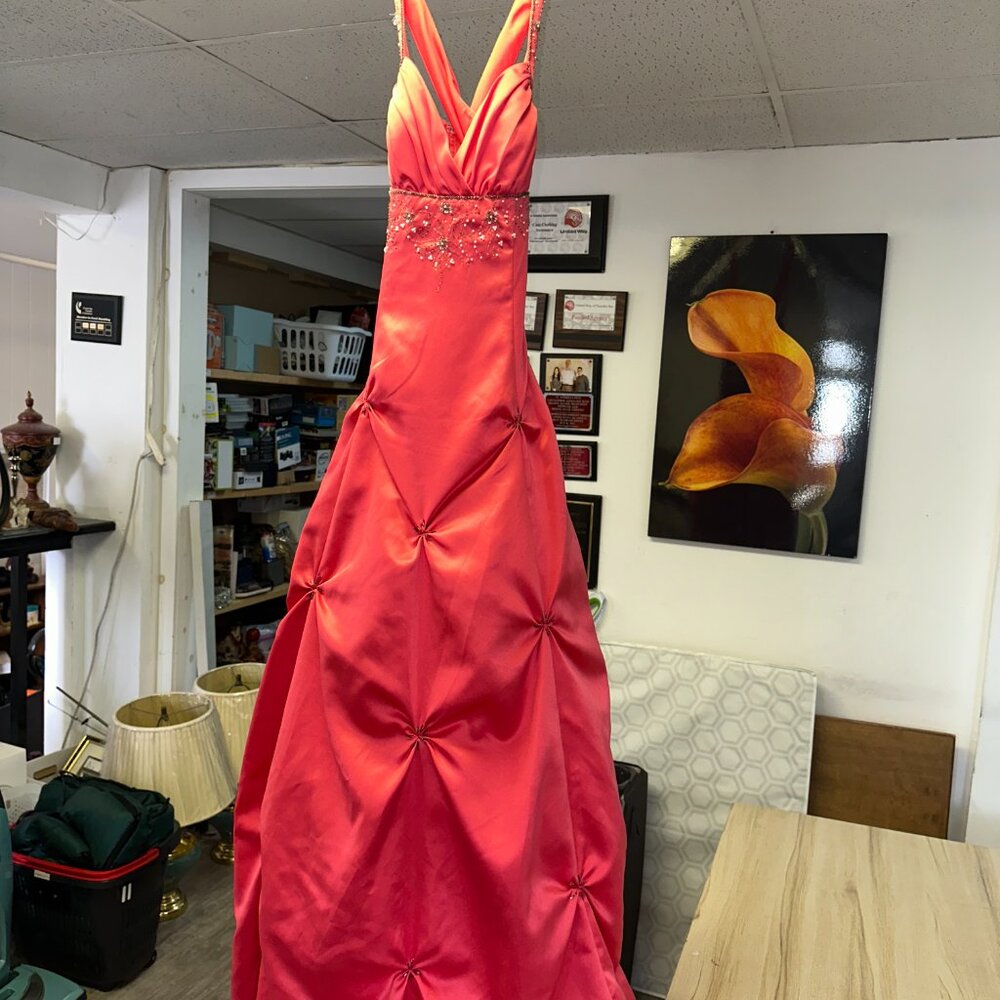 Masquerade Red Dress for special occasions